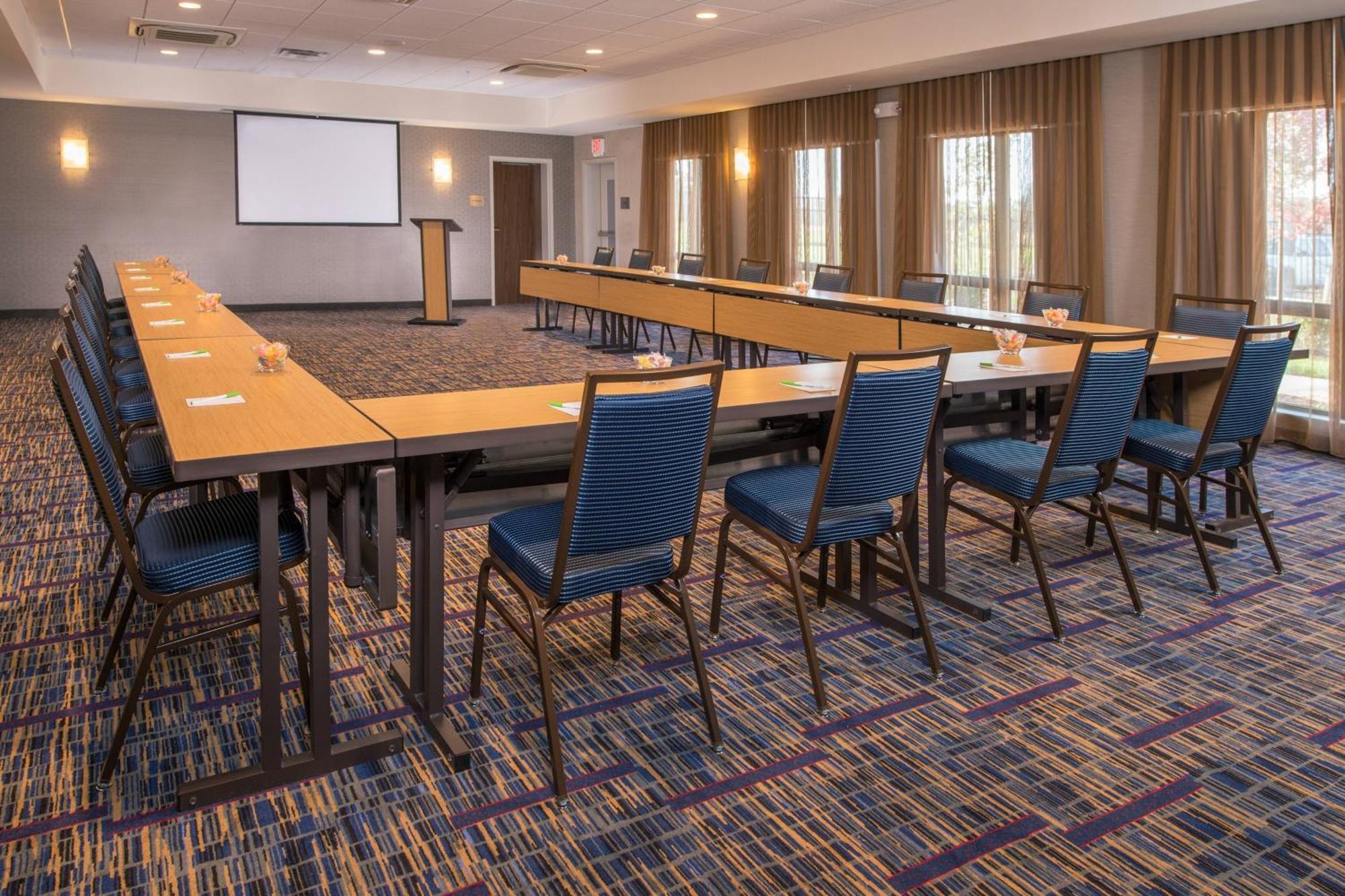 Hotel Courtyard By Marriott Shippensburg Esterno foto
