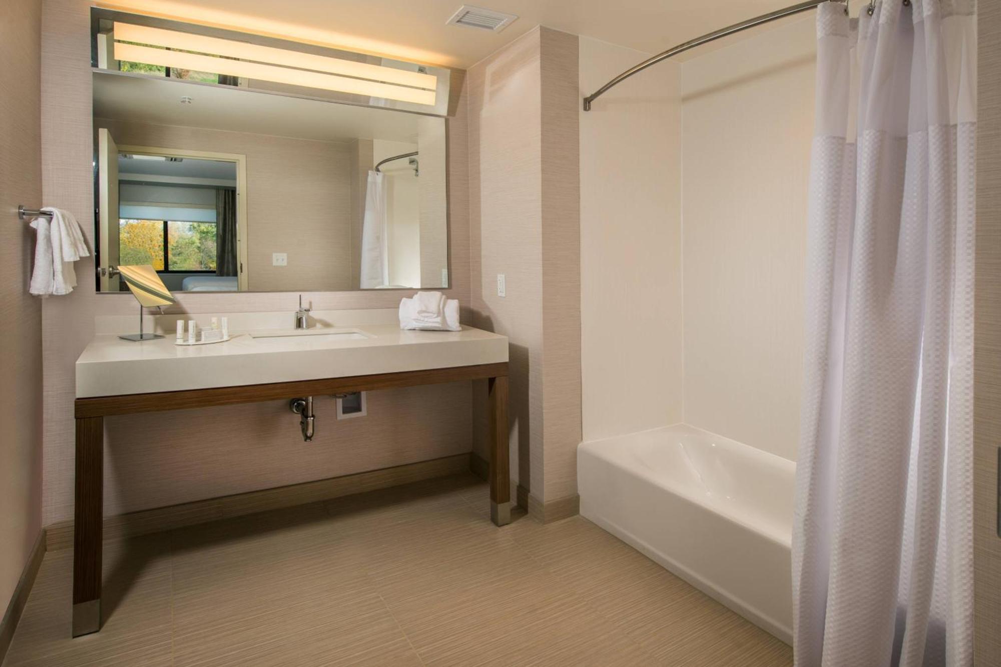 Hotel Courtyard By Marriott Shippensburg Esterno foto