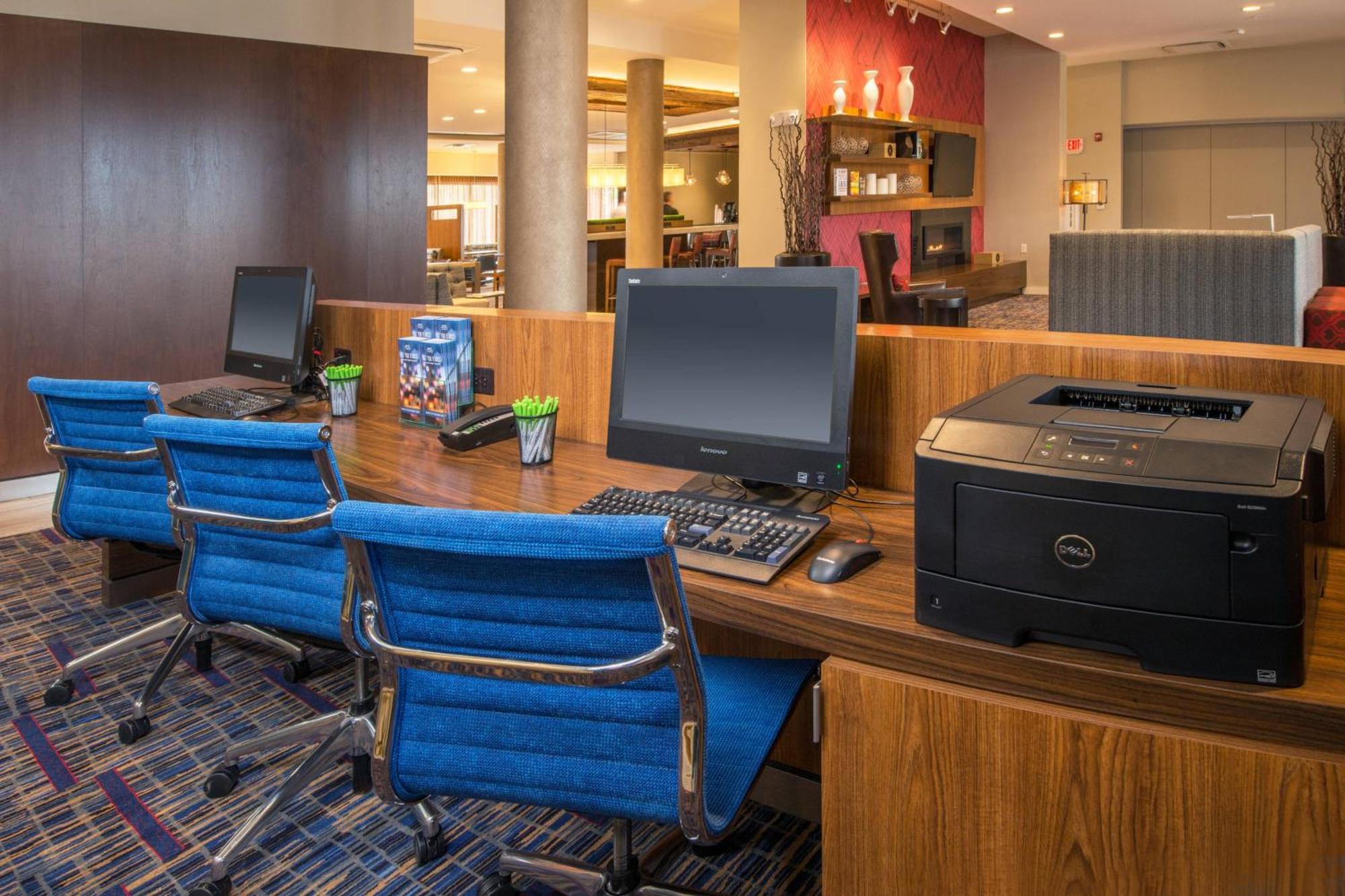 Hotel Courtyard By Marriott Shippensburg Esterno foto